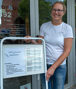 Indgangen til klinikken på Taastrup Hovedgade